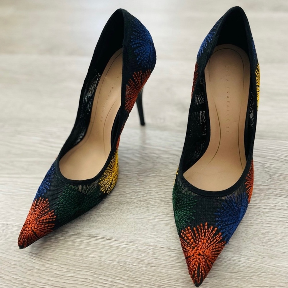 ZARA Trefaluc Embroidered Pumps Size 6 HighHeels Pointy Toe Womens Shoes Size 36 - Picture 8 of 12